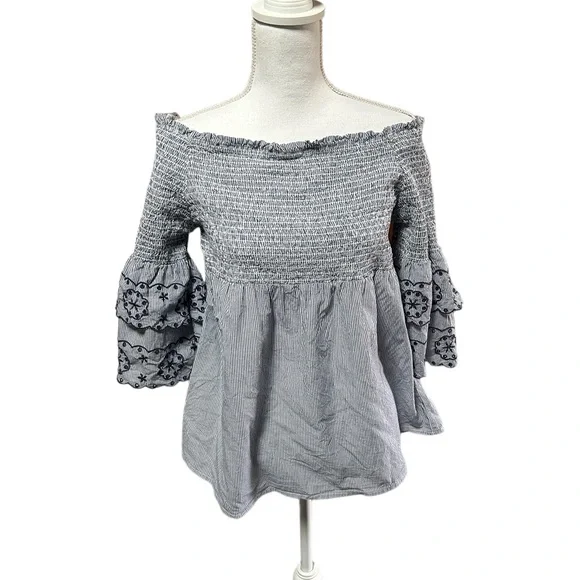 BeachLunchLounge, large, blue embroidered off the shoulder top. Cotton. - Picture 5 of 10